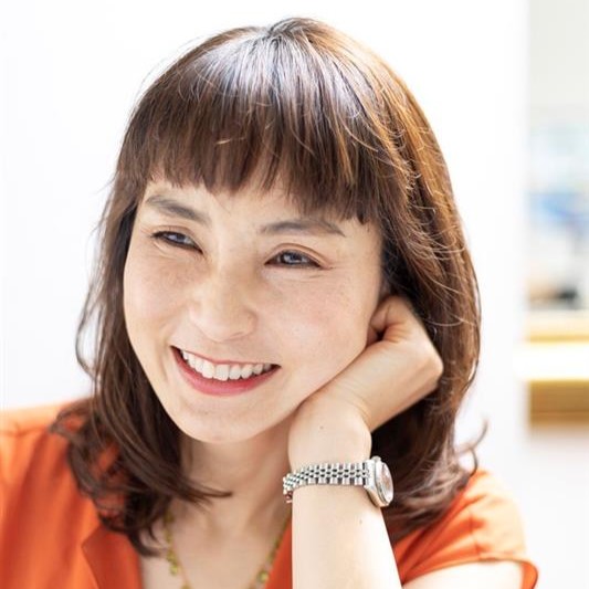 高井佳子