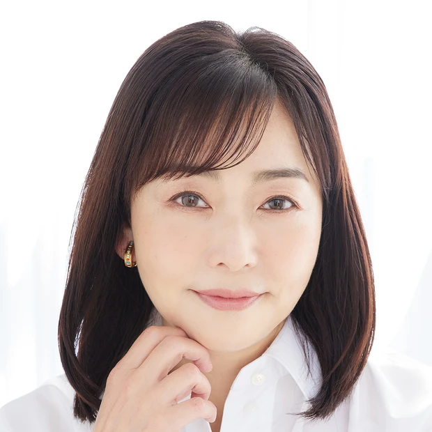 美容ジャーナリスト : 天野佳代子