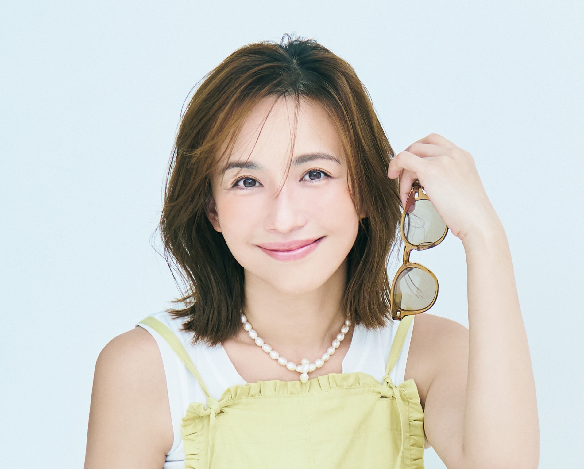 モデル：優木まおみ